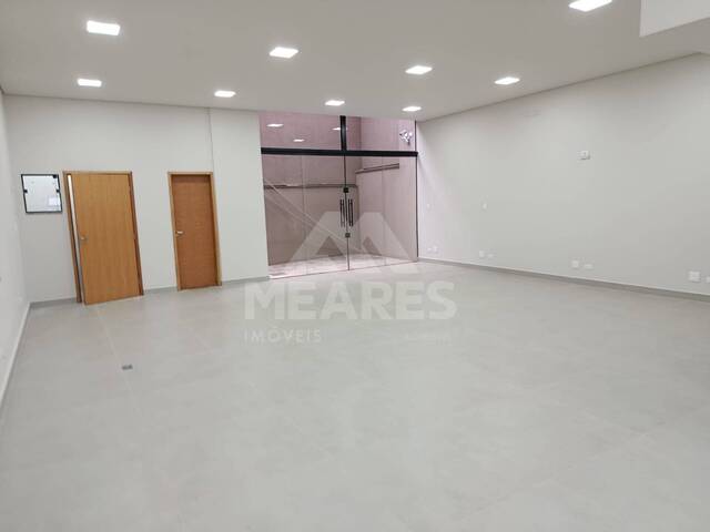 Loja/Cômodo para Locação em Passos - 5