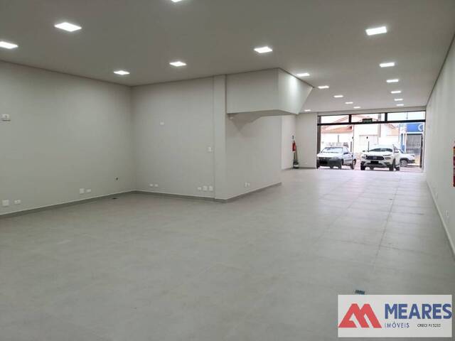 #1827 - Loja/Cômodo para Locação em Passos - MG - 2