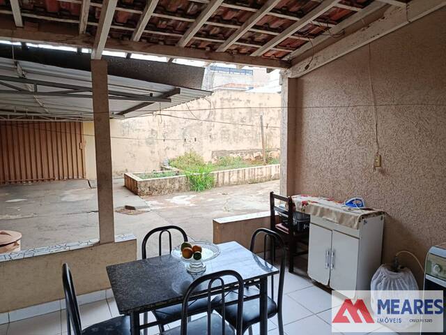 Venda em Centro - Passos