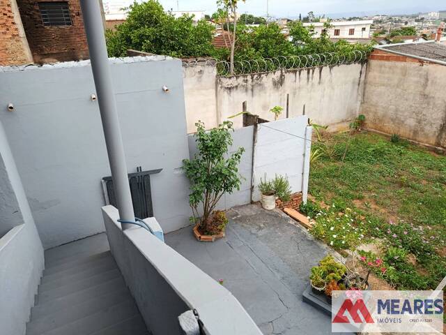 #1900 - Casa para Venda em Passos - MG - 1