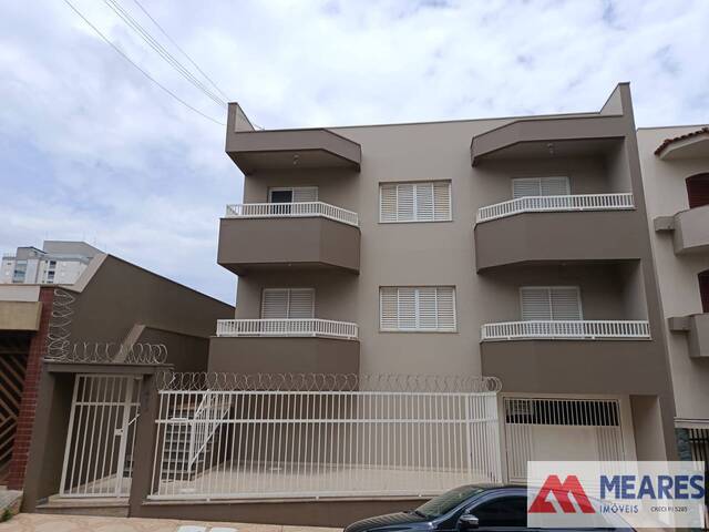 #1901 - Apartamento para Locação em Passos - MG - 1