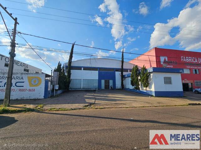 #1842 - Barracão para Locação em Passos - MG - 1