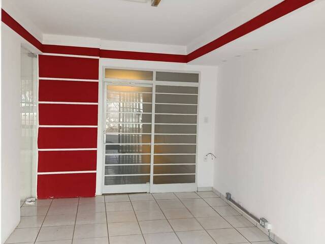 #1910 - Casa para Locação em Passos - MG - 1