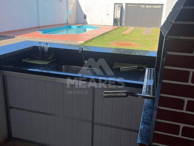 Casa para Venda em Passos - 4