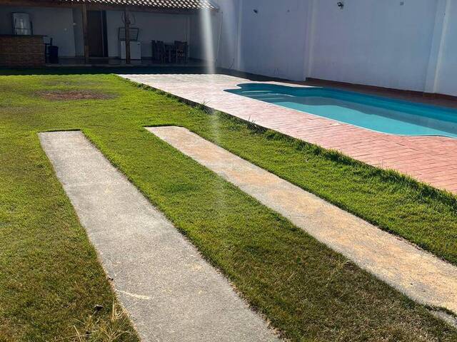 #1916 - Casa para Venda em Passos - MG - 1