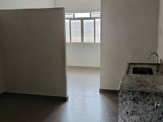 #1931 - Kitnet para Locação em Passos - MG - 3