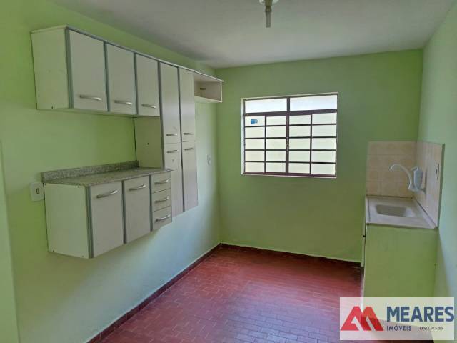 #1937 - Casa para Venda em Passos - MG - 1