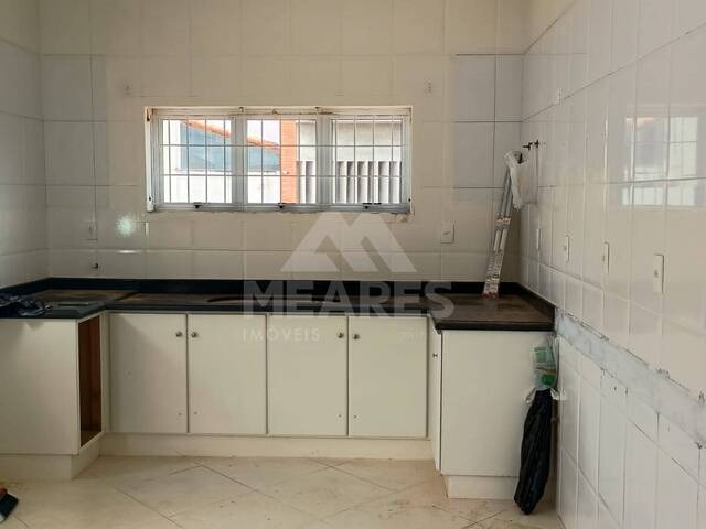 Casa para Locação em Passos - 4