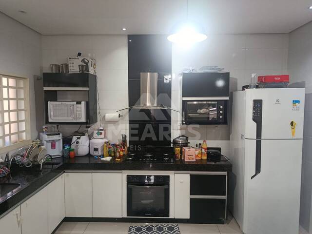 Casa para Venda em Passos - 4