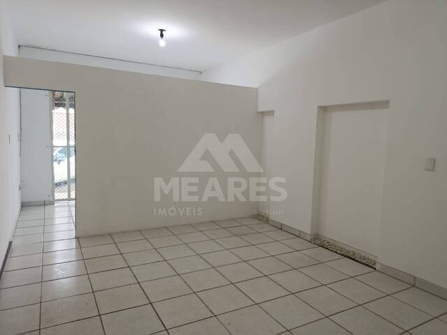 Loja/Cômodo para Locação em Passos - 4