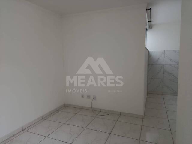 #1973 - Apartamento para Locação em Passos - MG - 2