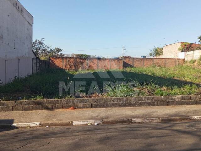 #1983 - Terreno para Venda em Passos - MG - 2