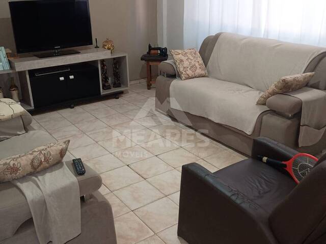 Casa para Venda em Passos - 5