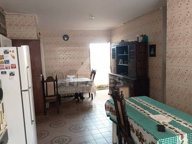 #2000 - Casa para Venda em Passos - MG