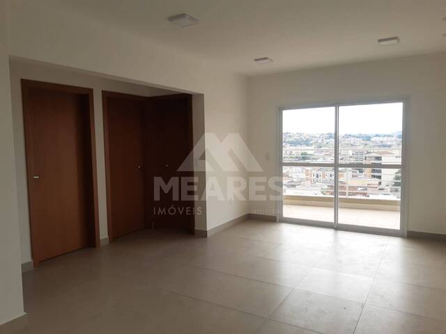 #1412 - Apartamento para Venda em Passos - MG