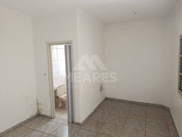 Casa para Locação em Passos - 3