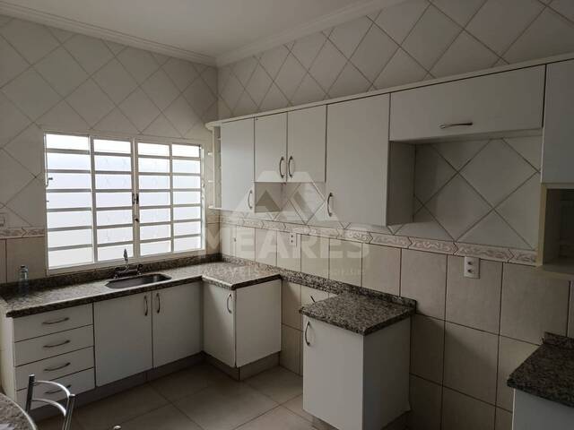 Casa para Locação em Passos - 5