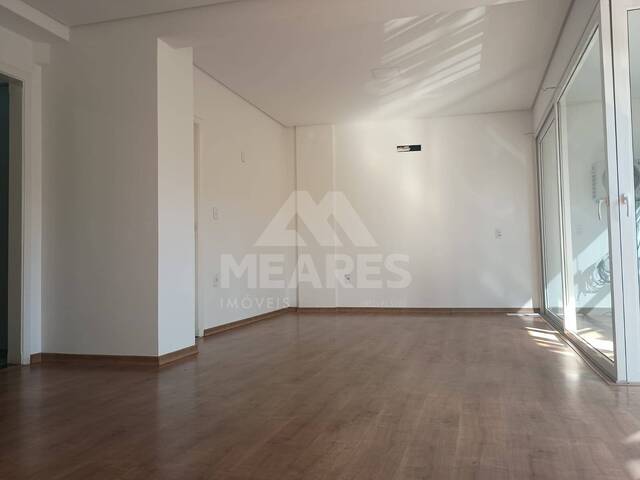 #2052 - Apartamento para Venda em Passos - MG - 1