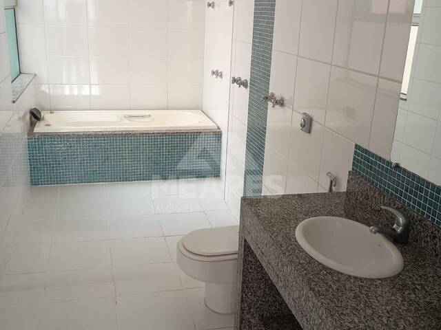 Casa para Venda em Passos - 5