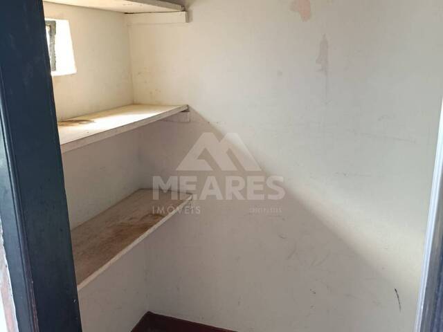 #2058 - Casa para Locação em Passos - MG - 3