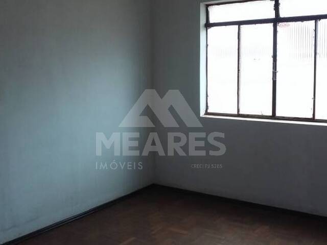 Loja/Cômodo para Venda em Passos - 4